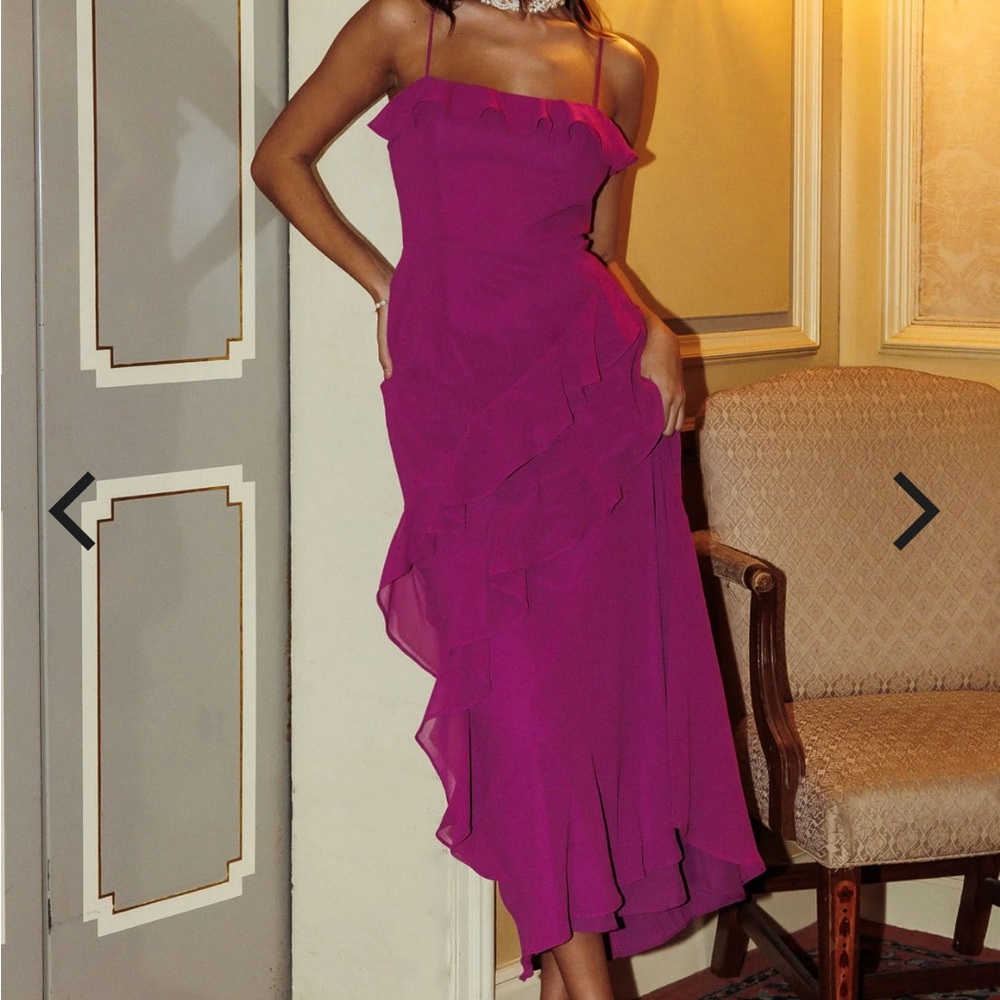 Selfie Leslie Magenta Asymmetrical Dress
